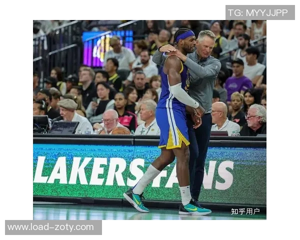 开拓者本赛季三次战胜勇士场均迫使对手失误19次展现强大实力